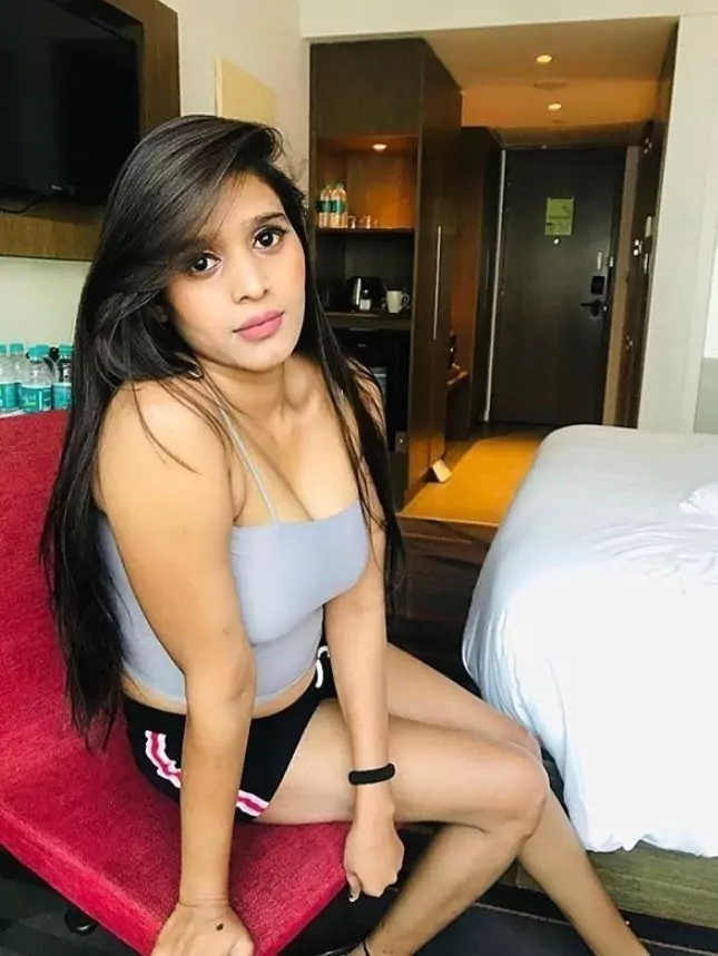 कॉल गर्ल्स सर्विस लेपा राडा